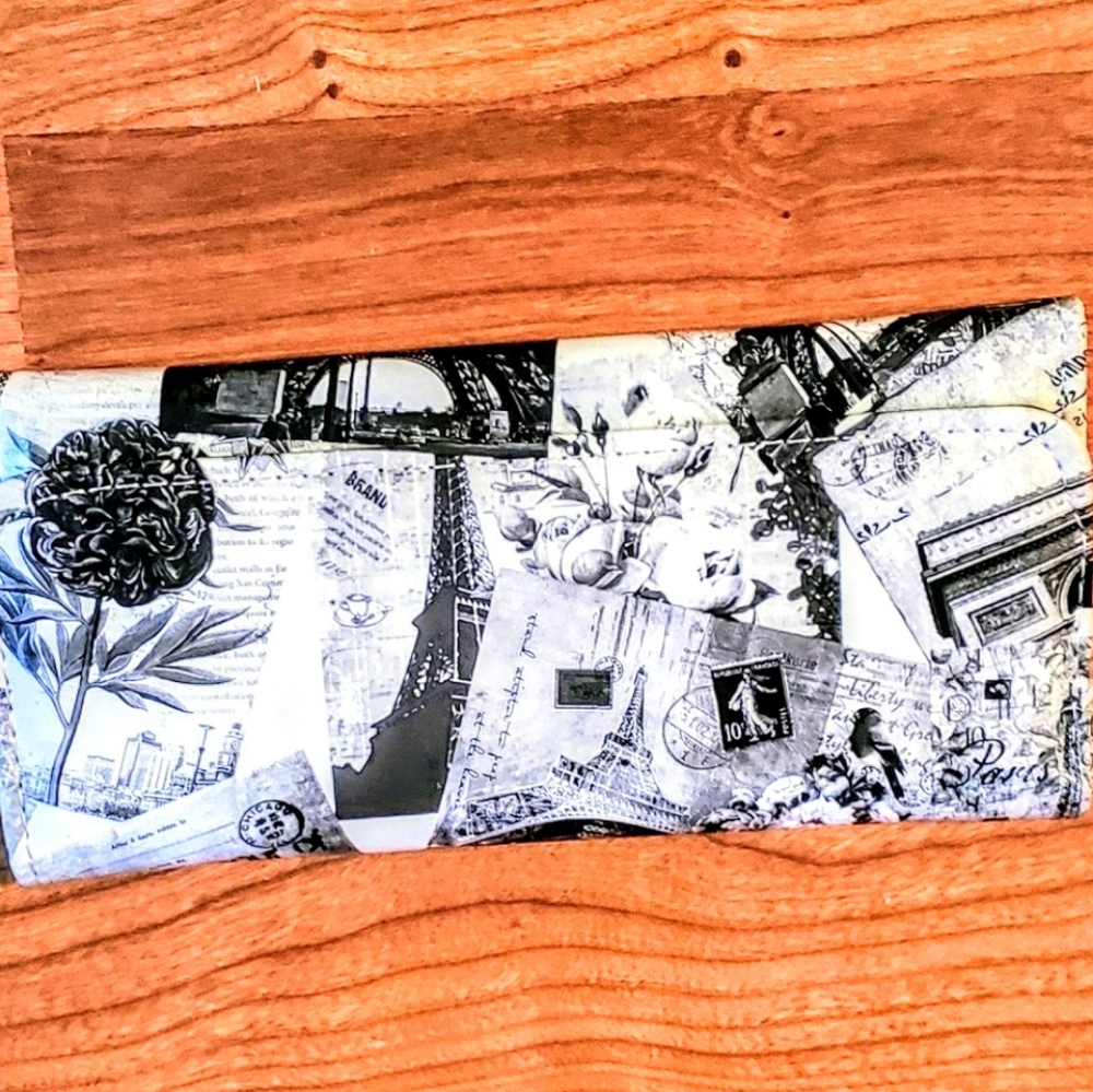 NWT Paris wallet